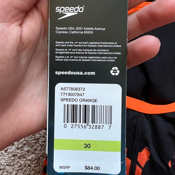 Orange and black Speedo size 30. New with tags - Picture 3 of 4